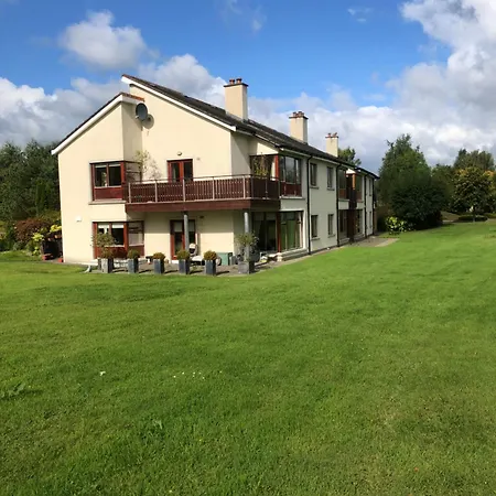 Druids Glen Spacious Private Double With En-suite * Leabeg