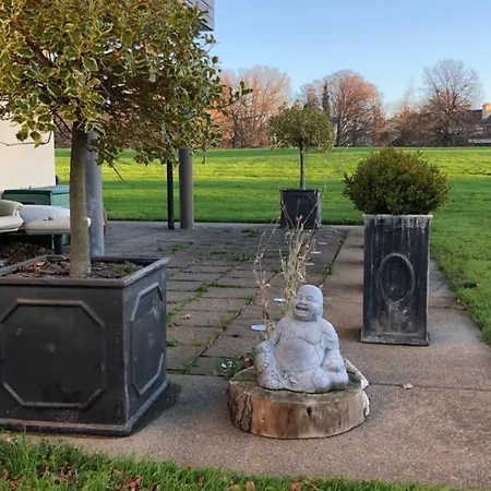 Private In Beside Druids Glen